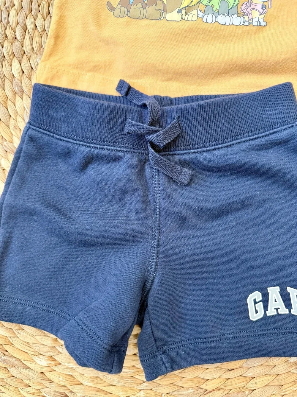 Gap Baby Boys Lot Sz 12-18 Months Marvel and Paw Patrol